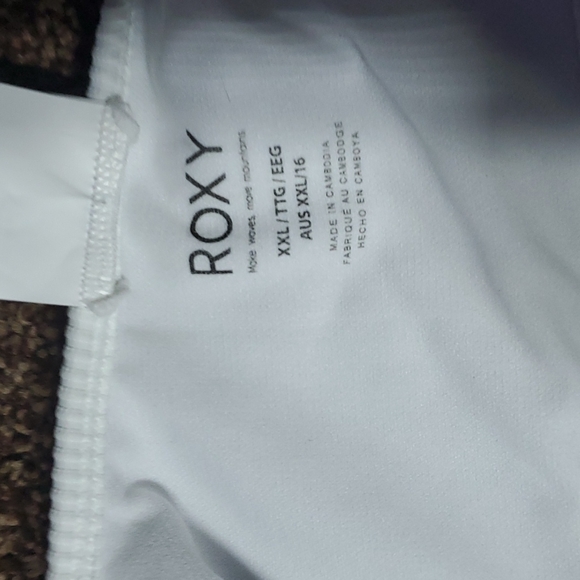 Roxy Juniors' Love The Surf Babe Ribbed Bikini Top - Picture 6 of 7